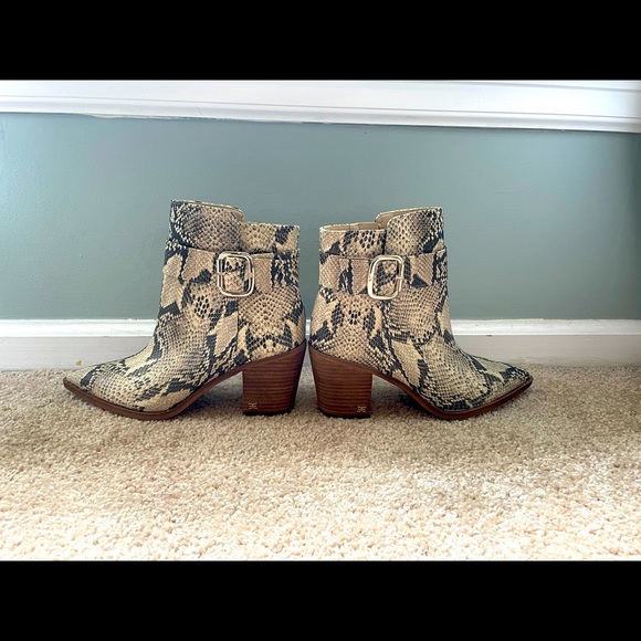 Sam Edelman Leonia Snake print Buckle Booties - Picture 5 of 7